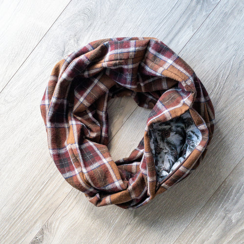 Infinity Pocket Scarf | Gingerbread